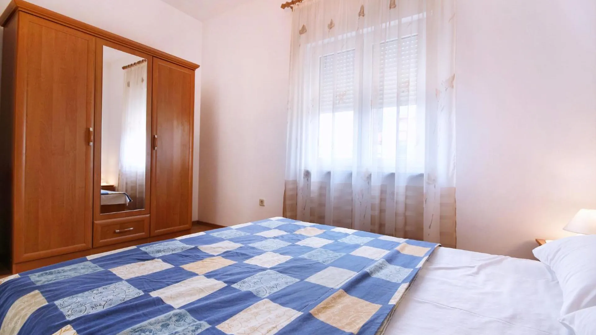 Cukon - A7 - Mpolo Apartment Medulin