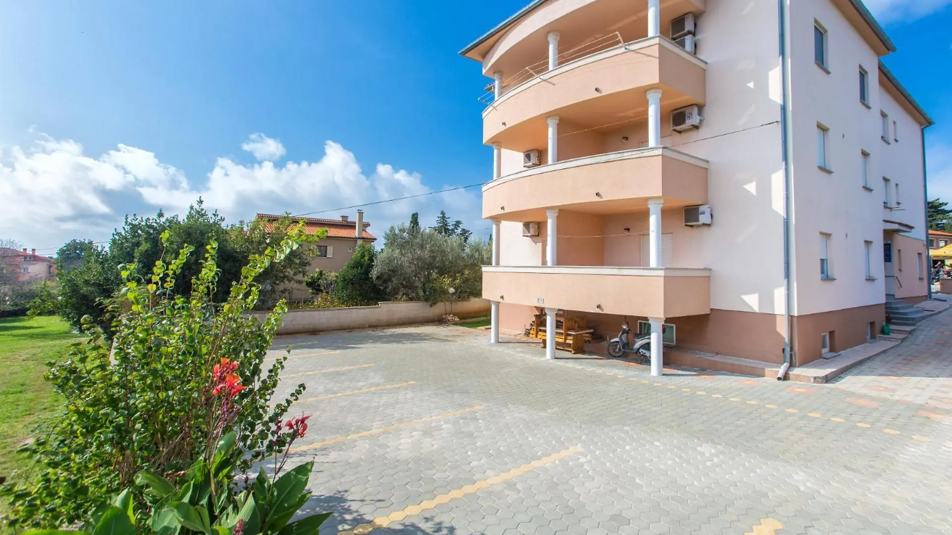 Cukon - A7 - Mpolo Apartment Medulin
