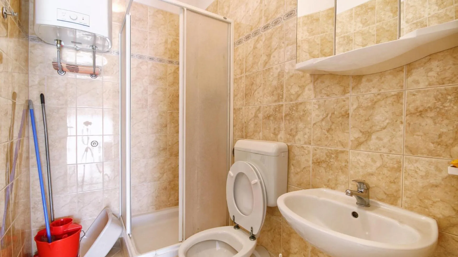 Cukon - A7 - Mpolo Apartment Medulin 0*,  Croatia